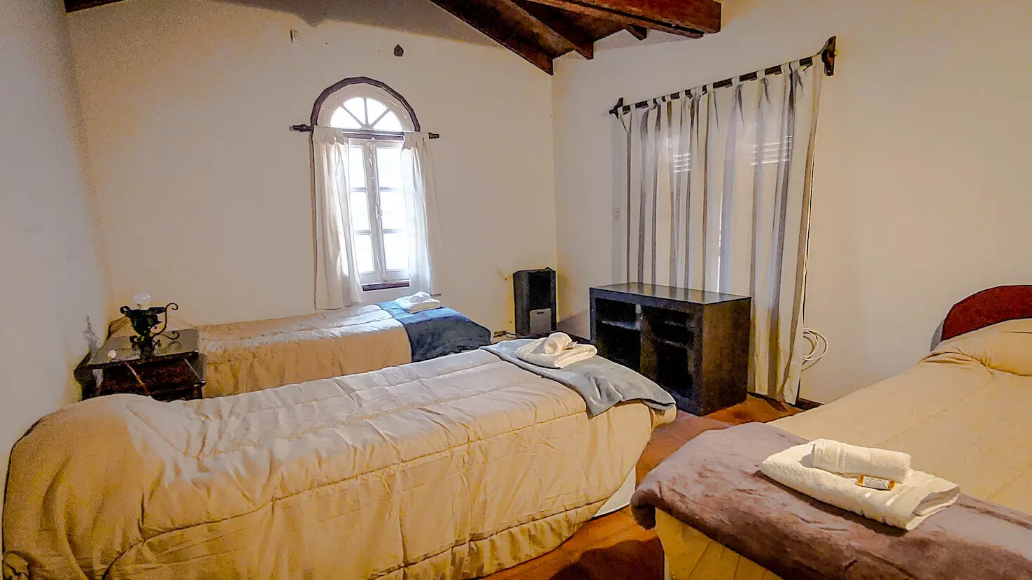 Habitación Triple con 3 camas individuales - Casa alquiler San Luis